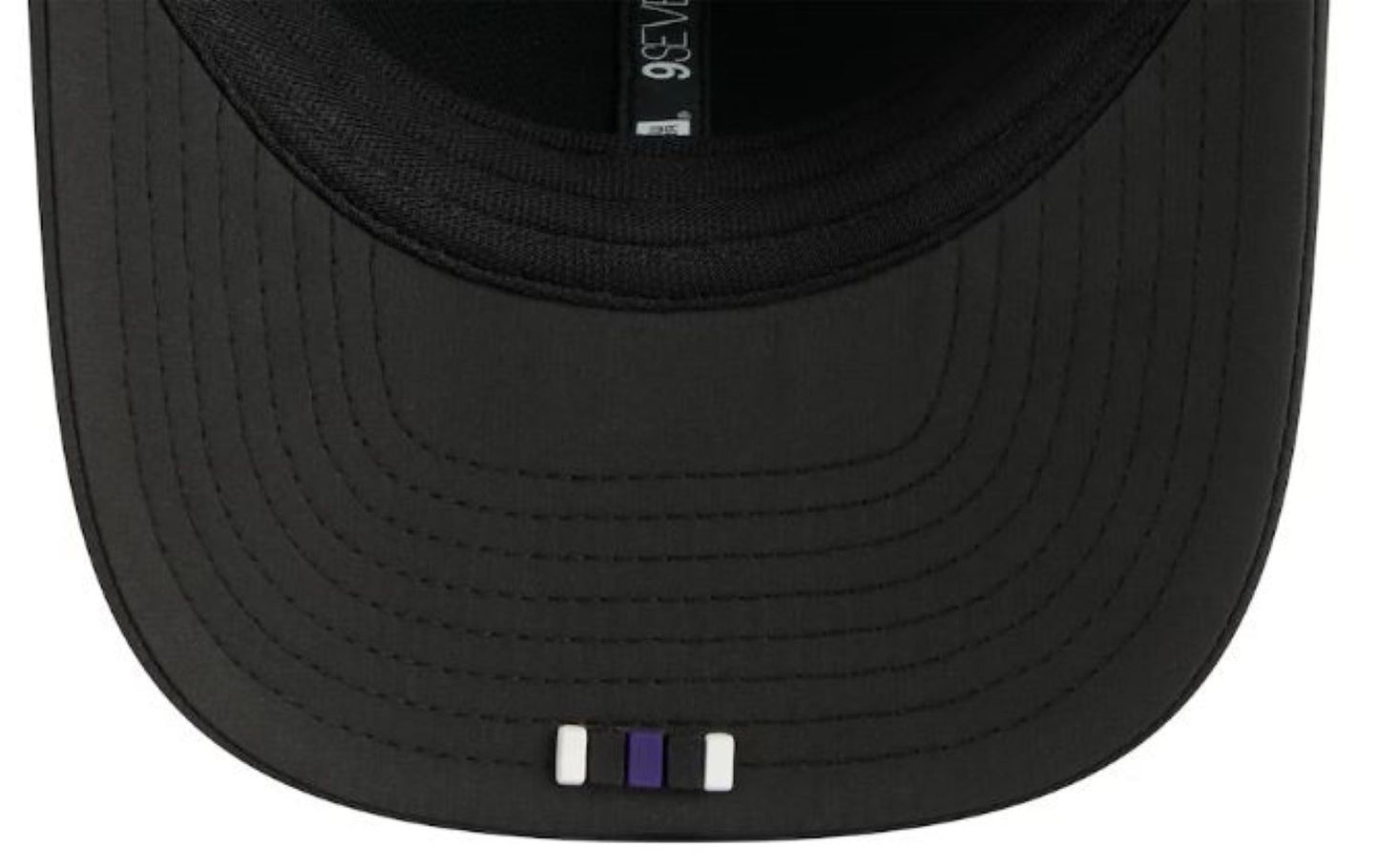 New Era NFL Baltimore Ravens 2025 Sideline 9SEVENTY Trucker Adjustable Hat - Black