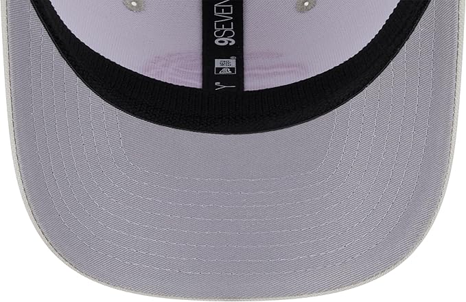 New Era NBA Boston Celtics Canvas 9SEVENTY Trucker Stretch-Snap Adjustable Hat - Cream (Copy)