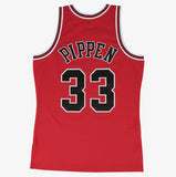 Mitchell & Ness Men's NBA Chicago Bulls Scottie Pippen 1997-98 Hardwood Classics Swingman Jersey - Red