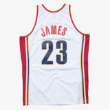Mitchell & Ness Men's NBA Cleveland Cavaliers LeBron James 2003-04 Hardwood Classics Swingman Jersey - White