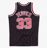 Mitchell & Ness Men's NBA Chicago Bulls Scottie Pippen 1995-96 Pinstripe Hardwood Classics Swingman Jersey - Black