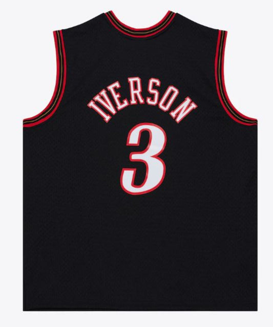 Mitchell & Ness NBA Allen Iverson Philadelphia 76ers 2000-01 Swingman Player Jersey - Black