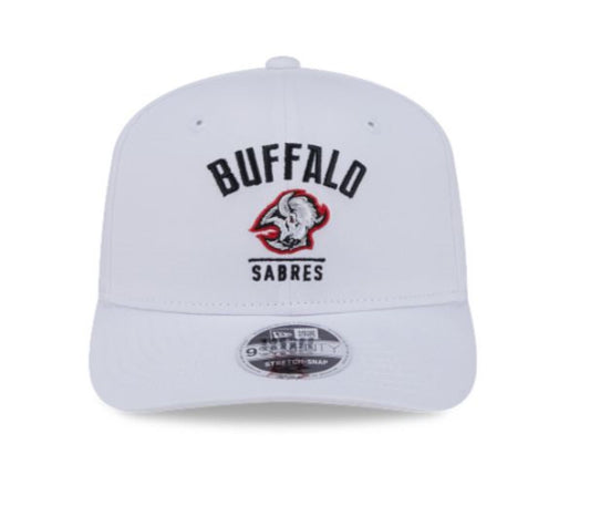 New Era 9SEVENTY NHL Buffalo Sabres Alternate Logo Stretch-Snap Adjustable Snapback Hat - White