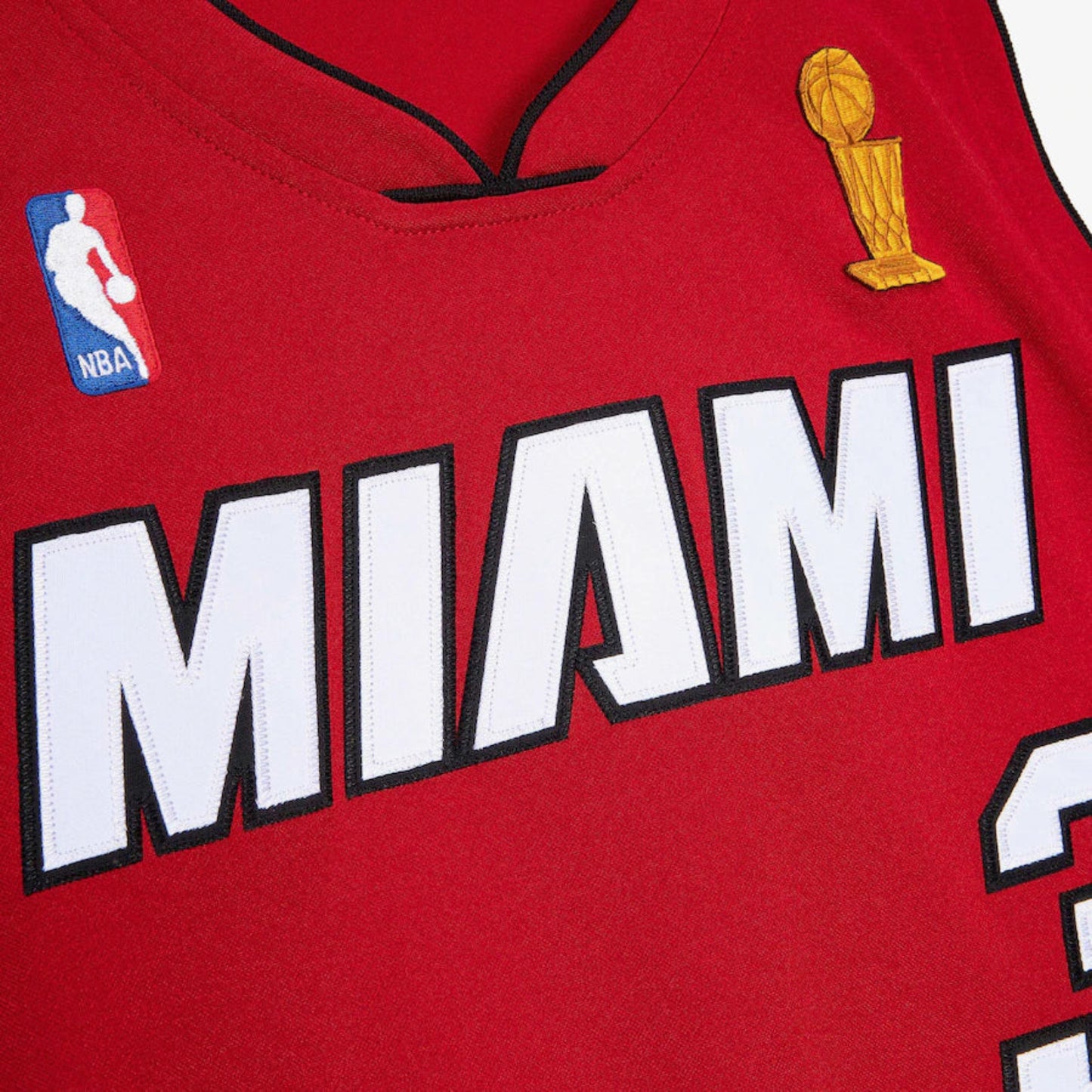 Mitchell & Ness Men's NBA Dwayne Wade Miami Heat 2006 FINALS AUTHENTIC Jersey - Red