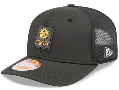New Era NFL Pittsburgh Steelers 2025 Sideline 9SEVENTY Trucker Adjustable Hat - Black