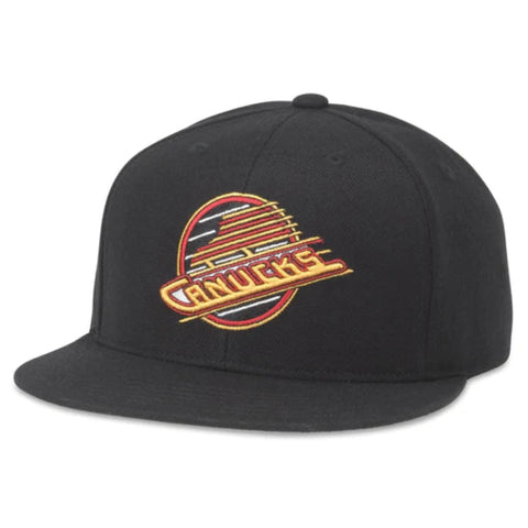 American Needle NHL Vancouver Canucks Vintage Skate Logo 400S Snapback Cap  - Black