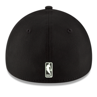New Era NBA New York Knicks Team Classic 39THIRTY Stretch Fit Hat - Black