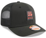 New Era NFL Cincinnati Bengals 2025 Sideline 9SEVENTY Trucker Adjustable Hat - Black