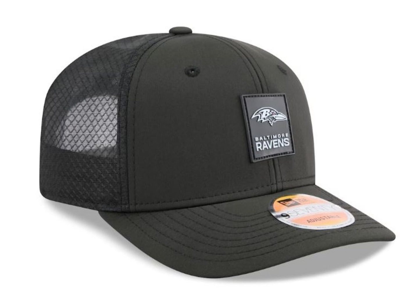 New Era NFL Baltimore Ravens 2025 Sideline 9SEVENTY Trucker Adjustable Hat - Black
