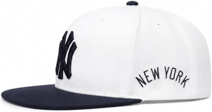 Mitchell & Ness MLB New York Yankees Adjustable Snapback hat - White/Navy