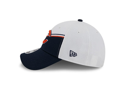 Men's New Era White/Navy Chicago Bears 2023 Sideline 9FORTY Adjustable Hat