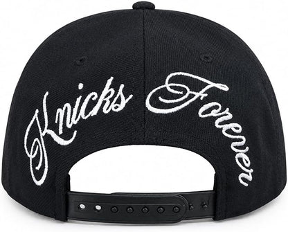 Mitchell & Ness NBA New York Knicks Pro Pinch Fit Adjustable Snapback Hat - Black