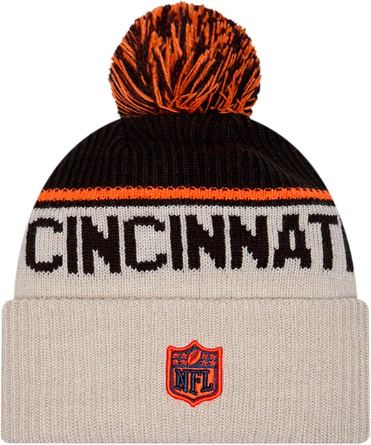 New Era NFL 2024 Cincinnati Bengals Sideline Historic Cuffed Knit Hat with Pom