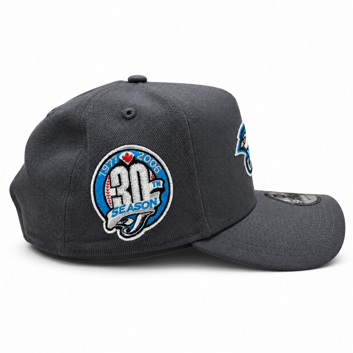 New Era MLB Toronto Blue Jays Retro Bird Logo 30th Anniversary 9FORTY A-Frame Adjustable Snapback Hat – Dark Graphite
