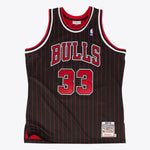 Mitchell & Ness Men's NBA Chicago Bulls Scottie Pippen Authentic Jersey - Pinstripes