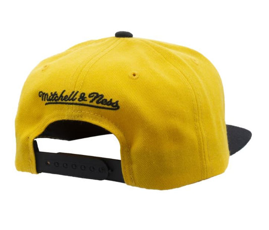 Men's Mitchell & Ness Yellow Edmonton Oilers Stallion Snapback Hat