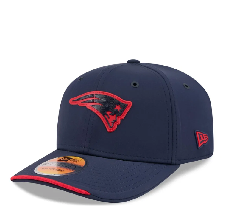 New Era 9SEVENTY 2026 Sideline Stretch-Snap Adjustable  Hat