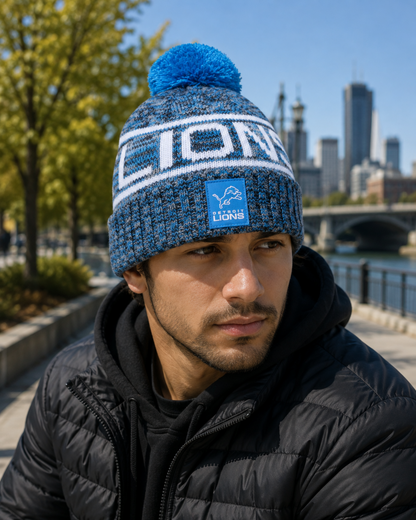 New Era NFL 2025 Sideline Cold Weather Cuffed Knit Hat with Pom