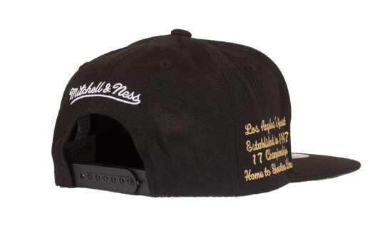 Men's Mitchell & Ness Los Angeles Lakers Black & Gold Graduation Snapback