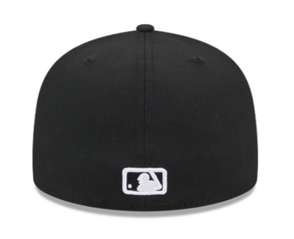 New Era 59FIFTY MLB Toronto Blue Jays City Connect Two Tone Script Alternate Fitted Hat - Black/White