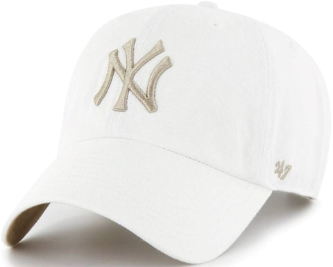 47 New York Yankees White Noise Logo Clean Up Adjustable Cap - White/Khaki