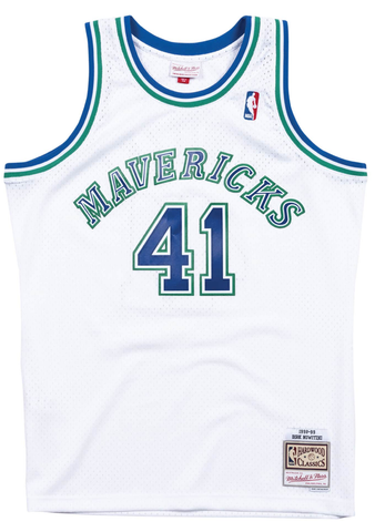 Mitchell & Ness Men's NBA Dallas Mavericks Dirk Nowitzki 1998/99 Hardwood Classics Swingman Jersey - White