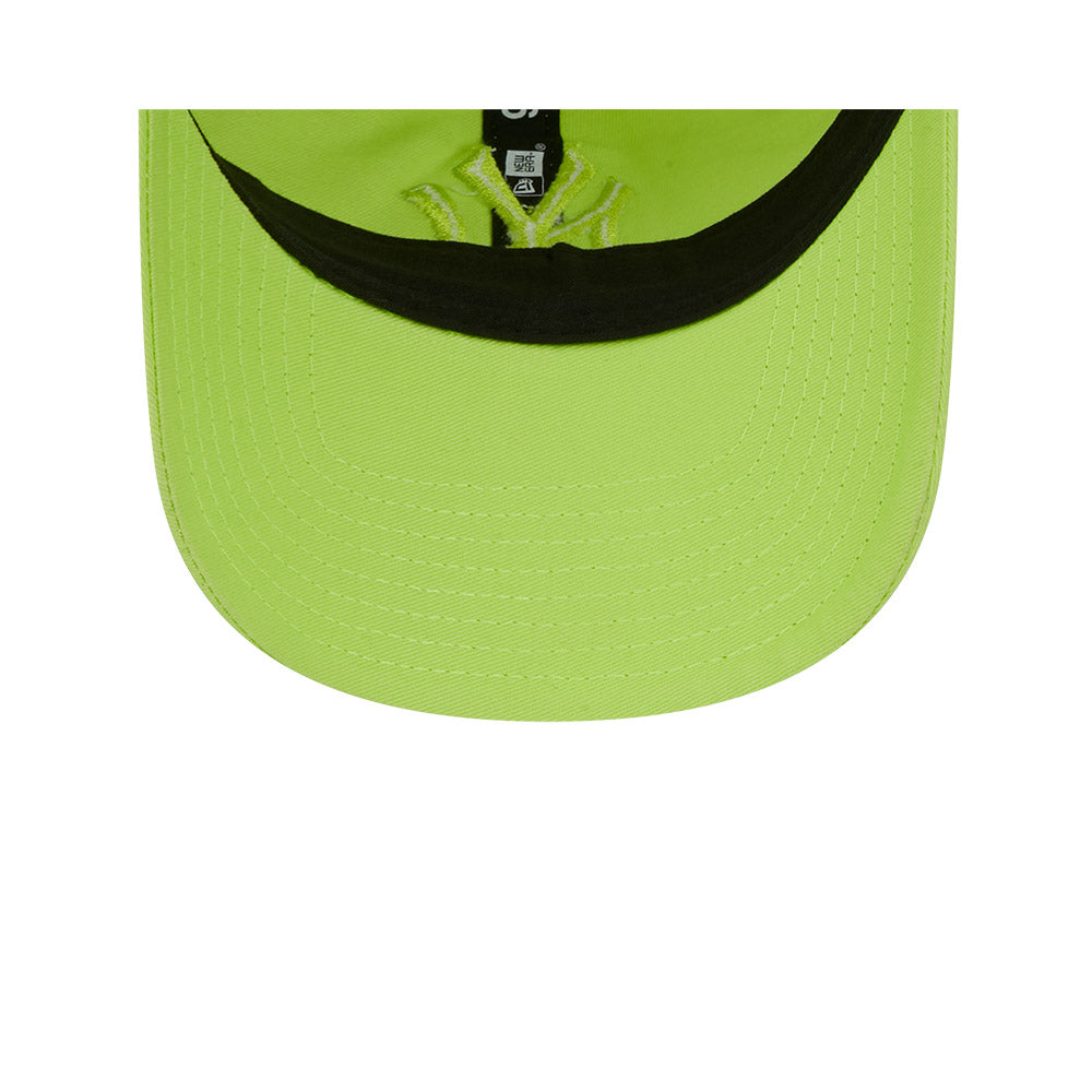 Neon green hotsell yankee hat