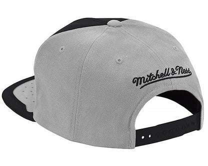 Men's Mitchell & Ness Chicago Bulls Day 1 Snapback Hat - Black/Grey