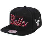 Men's Chicago Bulls Mitchell & Ness Foundation Script - Snapback Hat - Black