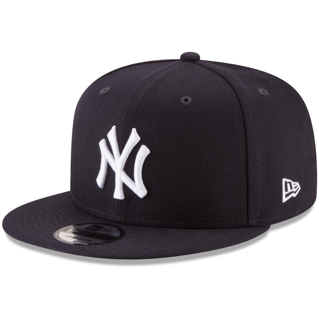New Era New York Yankees Adjustable 9Fifty MLB Snapback Hat Dark