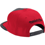 Men's Mitchell & Ness Chicago Bulls Day 1 Snapback Hat - Black/Red